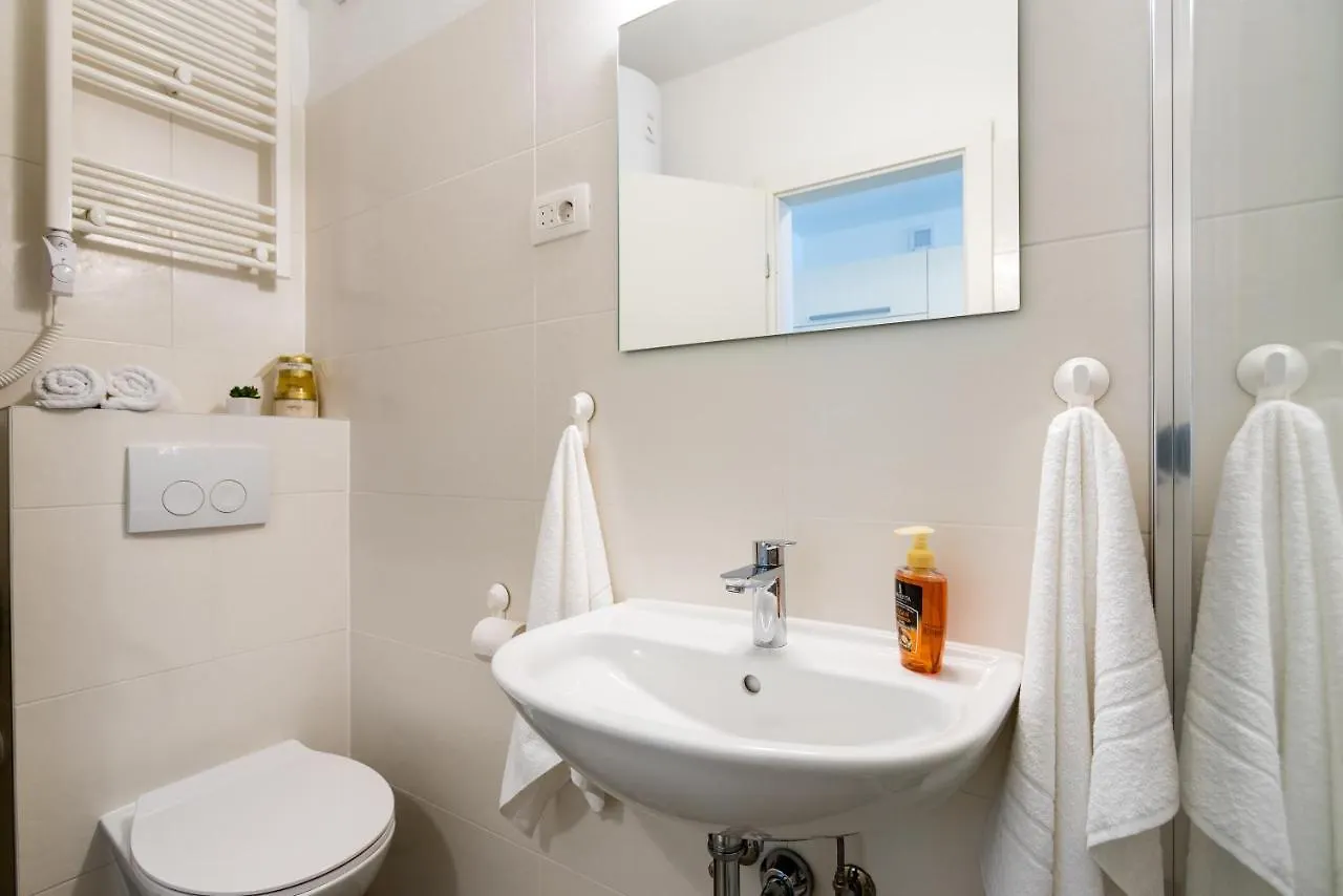 Studio Apartment Romana Split 0*,  Croatia